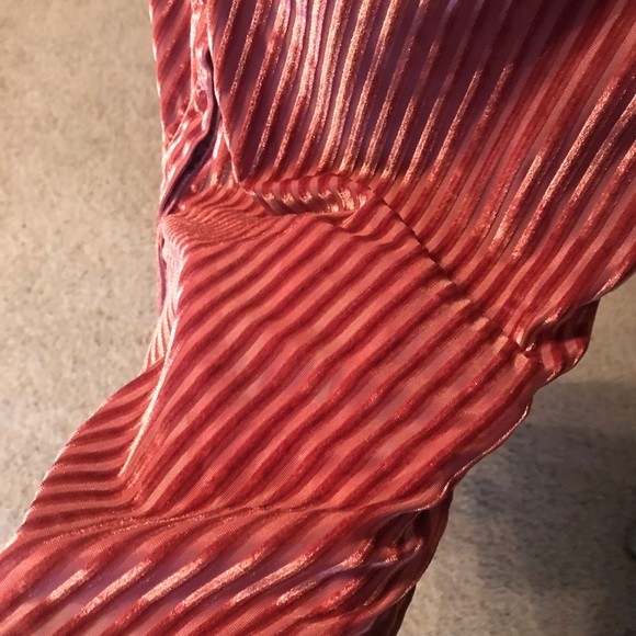 Dark Blush Pink Velvet Dress with Stretch NWT LG - Picture 6 of 9